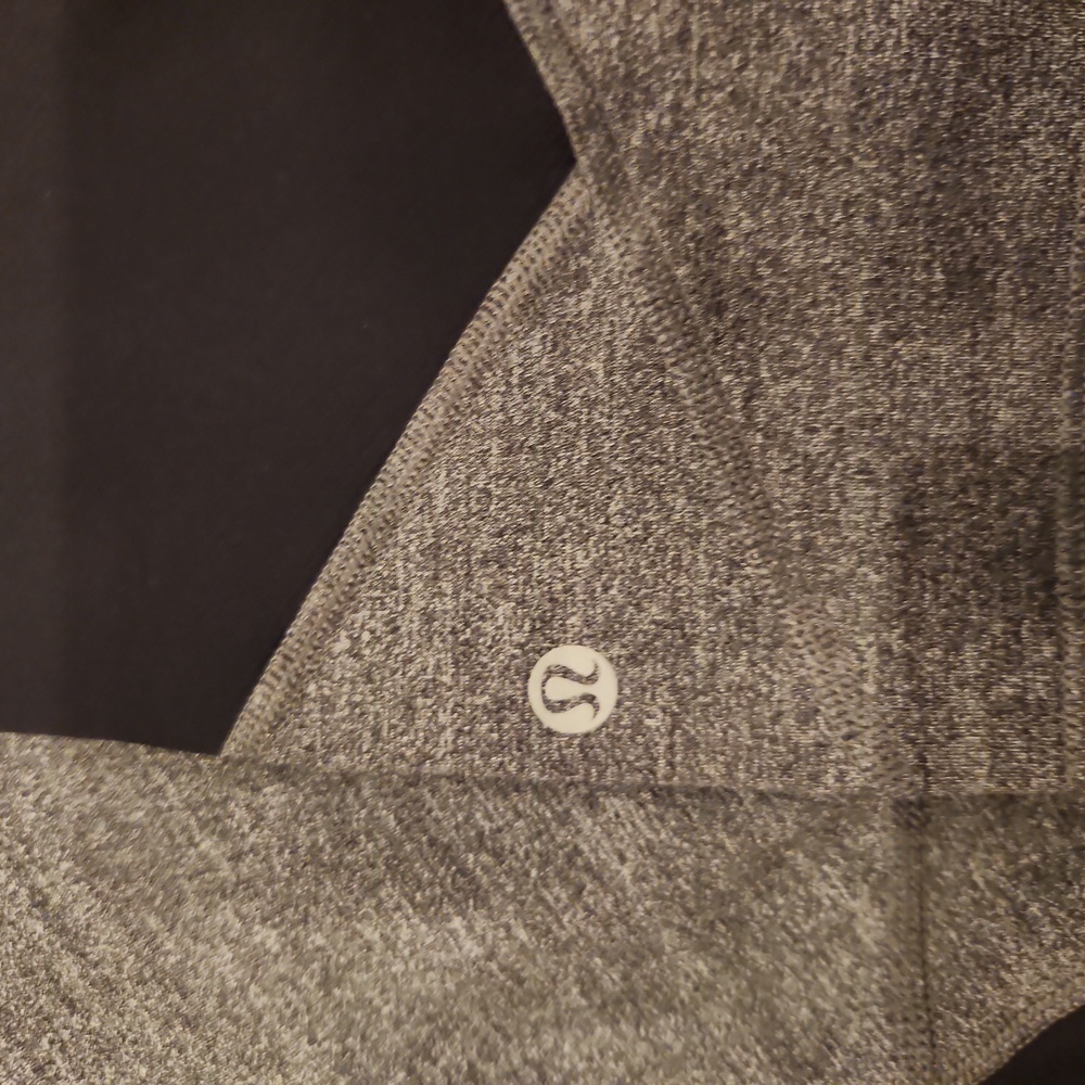 Lululemon pants - Picture 3 of 6